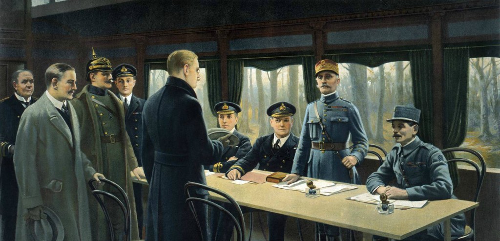 Les signataires de l'armistice 1918 dans le salon-wagon du Maréchal Foch