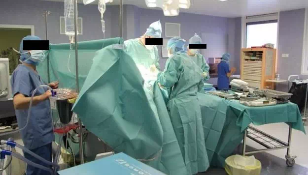 Tenue bloc opératoire IADE IBODE chirurgien